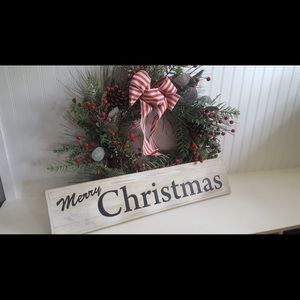 Merry Christmas sign.